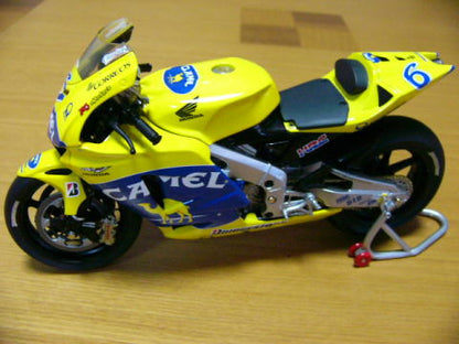 1/12 Honda Pons RC211V'04 Tobacco [D324]