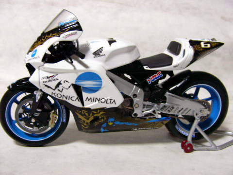1/12 Honda RC211V'05 Batman (PMA) [D421]