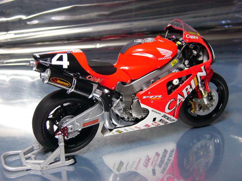 1/12 Honda VTR1000'01 Kato&Ukawa [D672]
