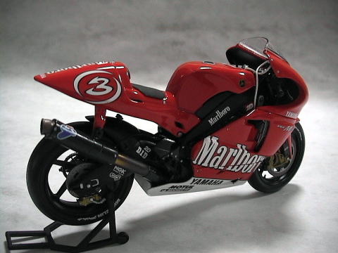 1/12 Yamaha YZR-M1 Tobacco [D143]