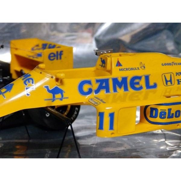 1/18 Lotus 99t Tobacco [D830]