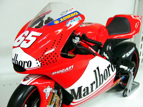 1/6 Ducati Desmosedici Tobacco [D256]