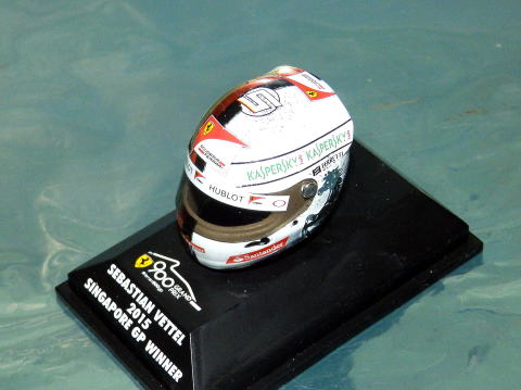 1/8 Helmet '15 S.Vettel [D787]