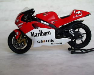 1/12 Yamaha YZR500 '99 Tobacco [D018]