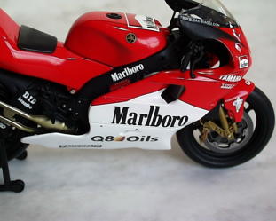 1/12 Yamaha YZR500 '99 Tobacco [D018]