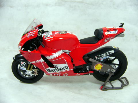 1/12 Ducati Desmo '09 bar&Tobacco [D563]