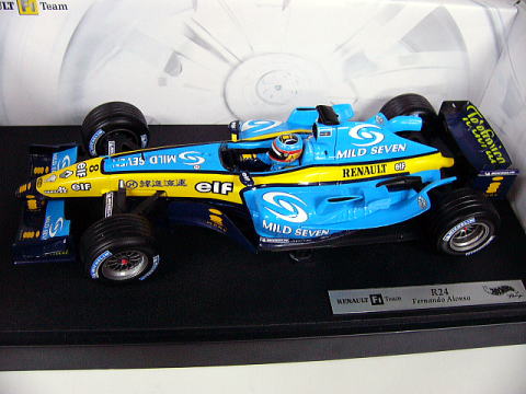 1/18 Renault R24 Tobacco [D255]