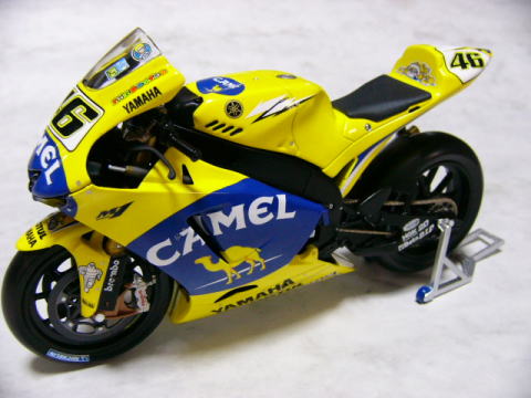 1/12 Yamaha YZR-M1'06 camel [D389]