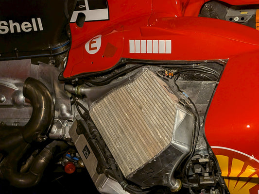 1/24 Ferrari F2005&MP4/20 Tobacco [D329]